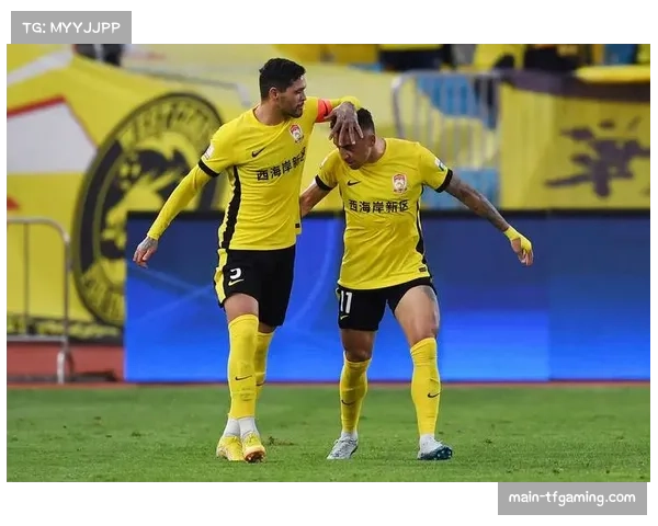 青岛西海岸阿齐兹两球成进攻核心 球队需加强中场支持